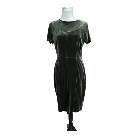 Paper dolls London green velvet dress size 8 - Picture 1 of 10